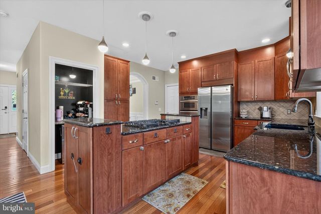 6 SOUDER CT, Mechanicsburg, PA 17050