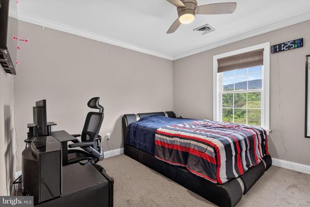 6 SOUDER CT, Mechanicsburg, PA 17050