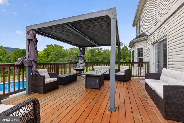 6 SOUDER CT, Mechanicsburg, PA 17050