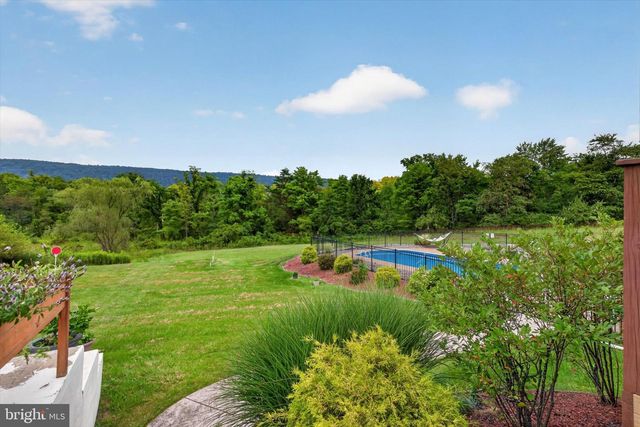6 SOUDER CT, Mechanicsburg, PA 17050