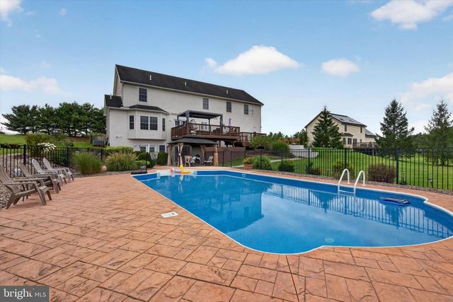 6 SOUDER CT, Mechanicsburg, PA 17050