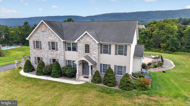 6 SOUDER CT, Mechanicsburg, PA 17050