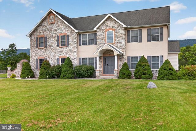 6 SOUDER CT, Mechanicsburg, PA 17050