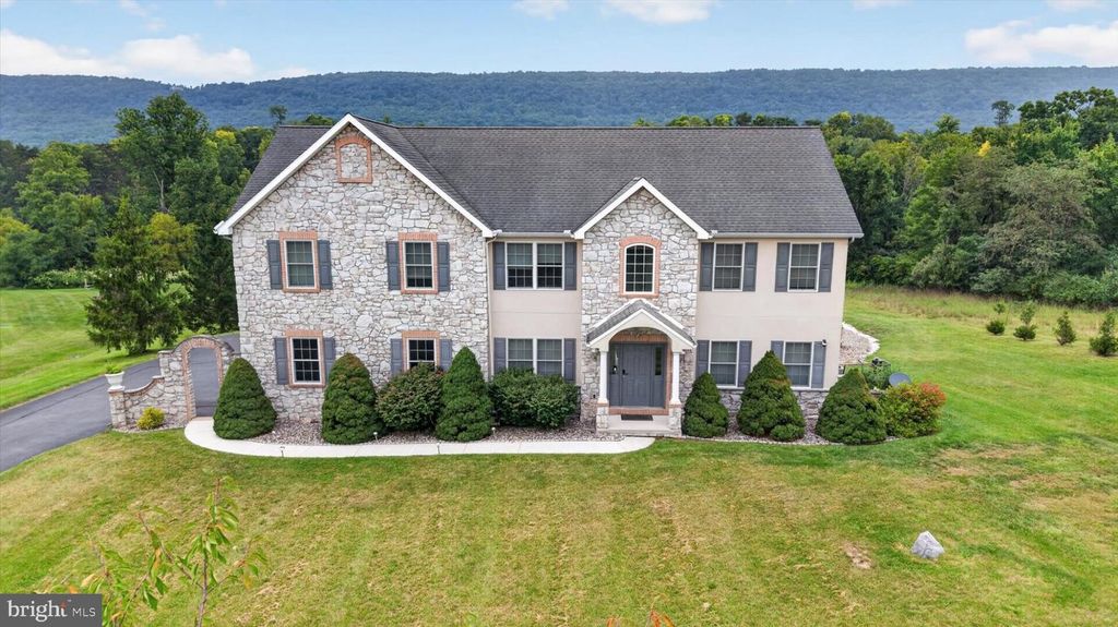 6 SOUDER CT, Mechanicsburg, PA 17050