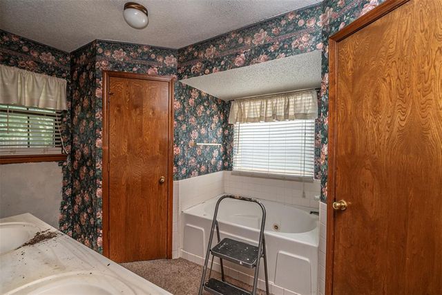 13104 Maple Leaf Drive, Oklahoma City, OK 73170