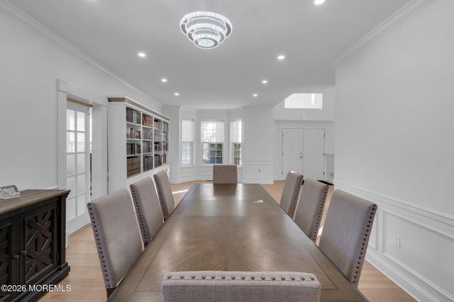 10 Meadow Run Court, Jackson, NJ 08527