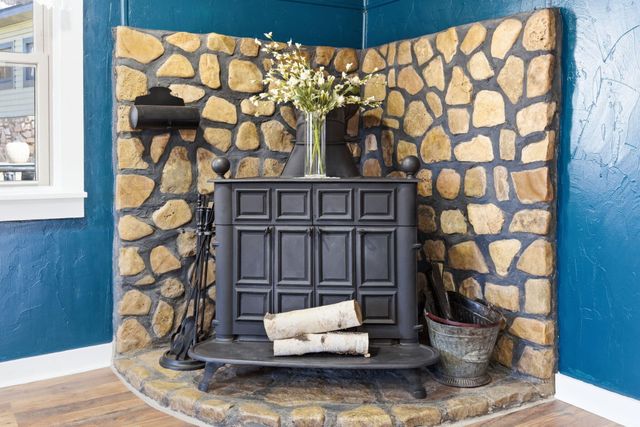 495 Evergreen Avenue, Hollister, MO 65672