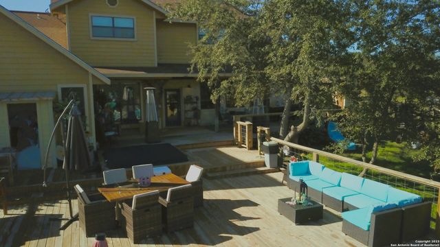 3245 FM 470, Bandera, TX 78003