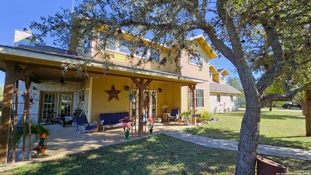 3245 FM 470, Bandera, TX 78003