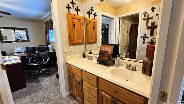 3245 FM 470, Bandera, TX 78003