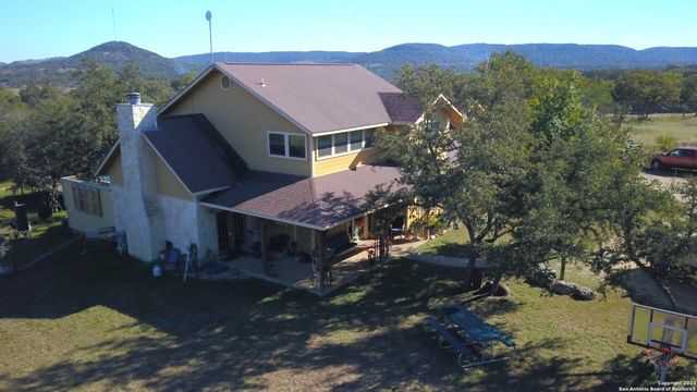 3245 FM 470, Bandera, TX 78003