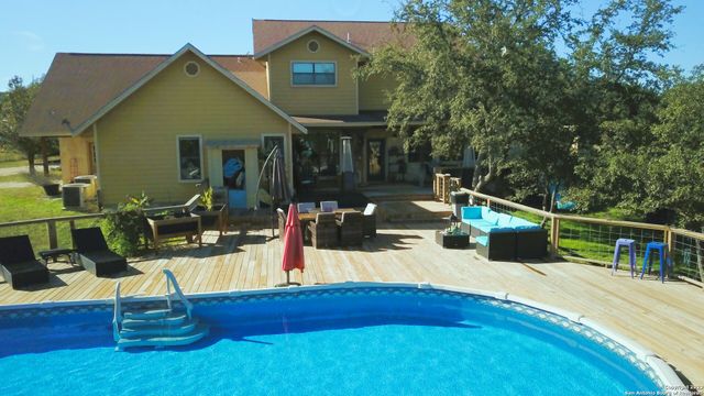 3245 FM 470, Bandera, TX 78003