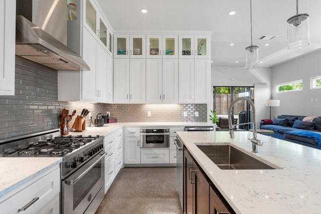 2103 Greenwood Ave Building 1, Unit B, Austin, TX 78723