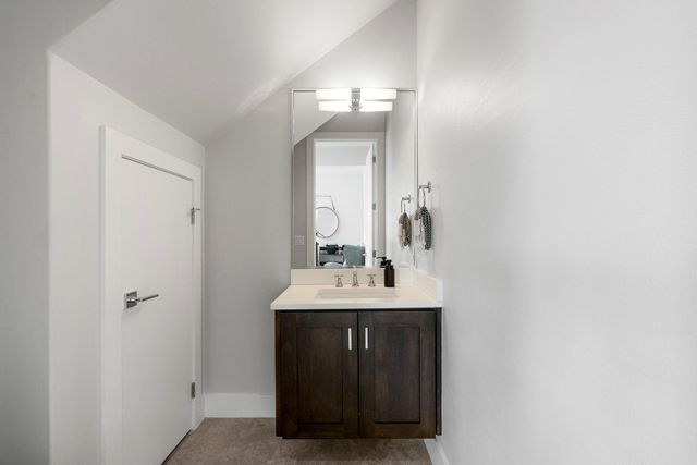 2103 Greenwood Ave Building 1, Unit B, Austin, TX 78723