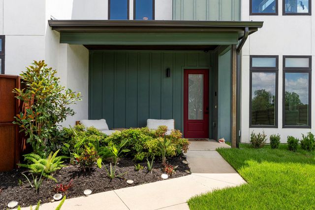 2103 Greenwood Ave Building 1, Unit B, Austin, TX 78723