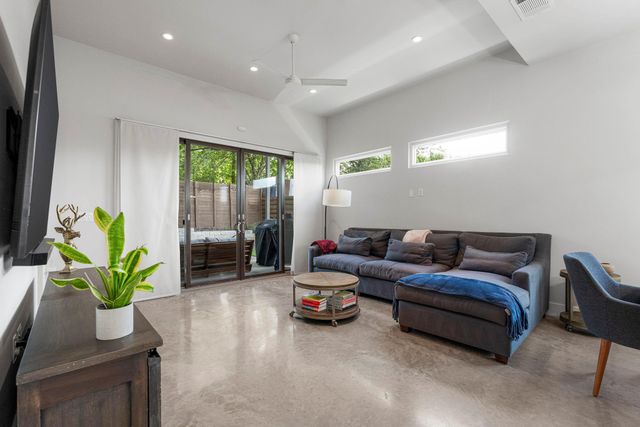 2103 Greenwood Ave Building 1, Unit B, Austin, TX 78723