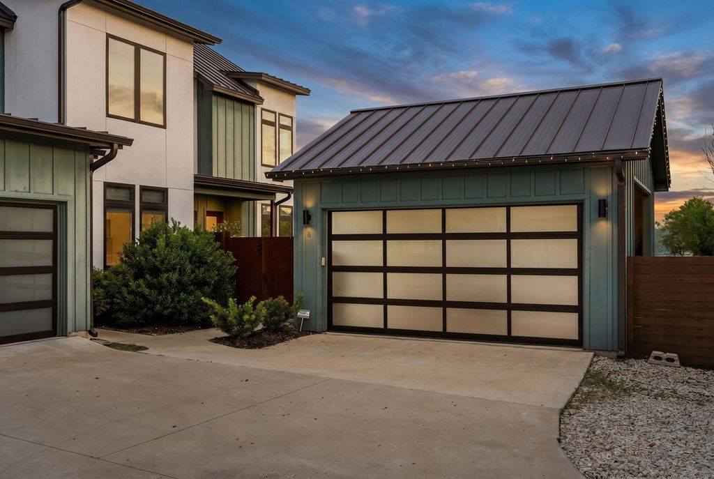 2103 Greenwood Ave Building 1, Unit B, Austin, TX 78723