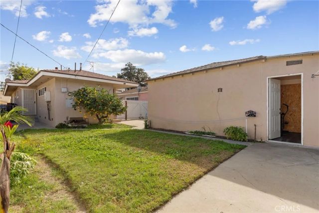 10525 Washington Avenue, South Gate, CA 90280