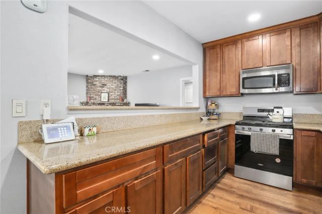 10525 Washington Avenue, South Gate, CA 90280