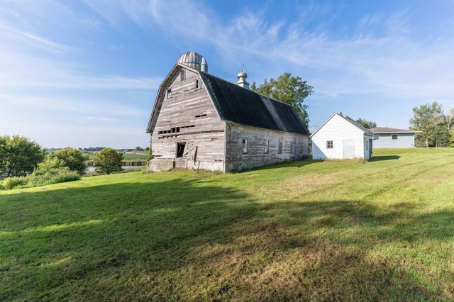 18702 County Highway 1, Buse Twp, MN 56537