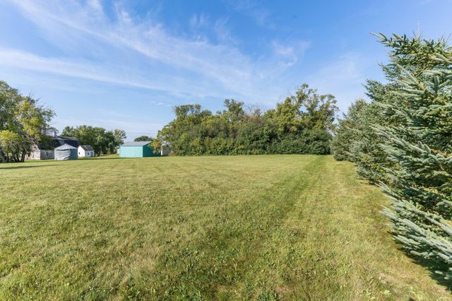 18702 County Highway 1, Buse Twp, MN 56537