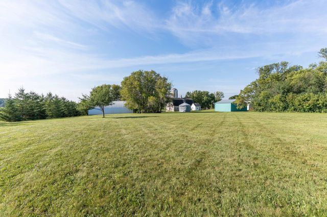 18702 County Highway 1, Buse Twp, MN 56537