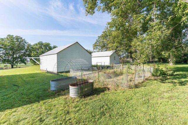 18702 County Highway 1, Buse Twp, MN 56537