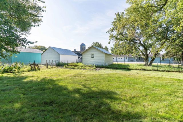 18702 County Highway 1, Buse Twp, MN 56537