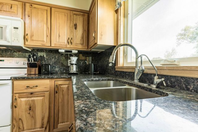 18702 County Highway 1, Buse Twp, MN 56537