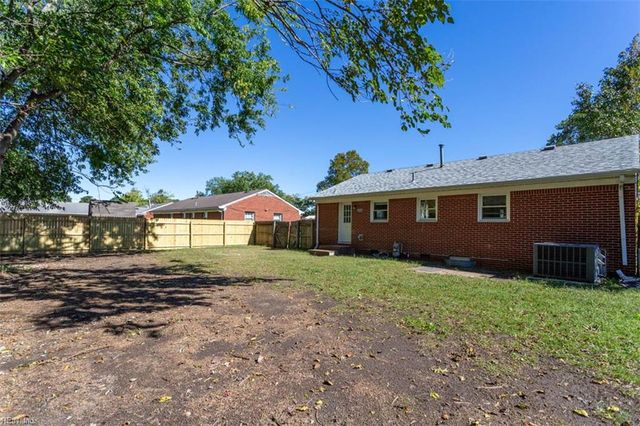 1504 City Park AVE, Portsmouth, VA 23701