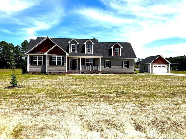 3018 Dinwiddle Drive, Wade, NC 28395