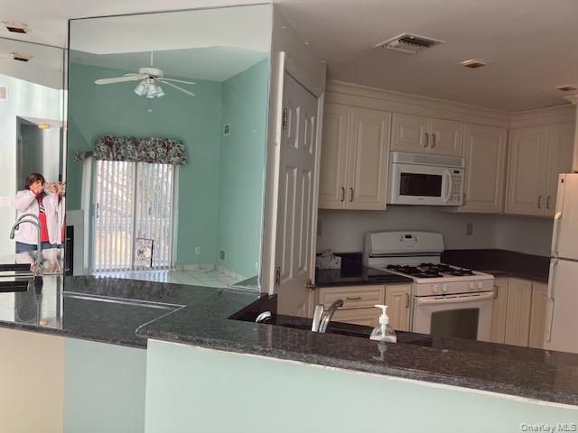 170 Schofield Street 2I, Bronx, NY 10464