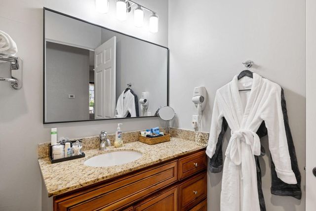 50700 Santa Rosa Plaza 7, La Quinta, CA 92253