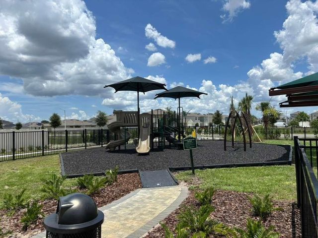698 PARK PLACE BOULEVARD, Davenport, FL 33837