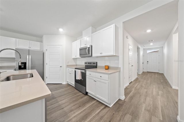 698 PARK PLACE BOULEVARD, Davenport, FL 33837