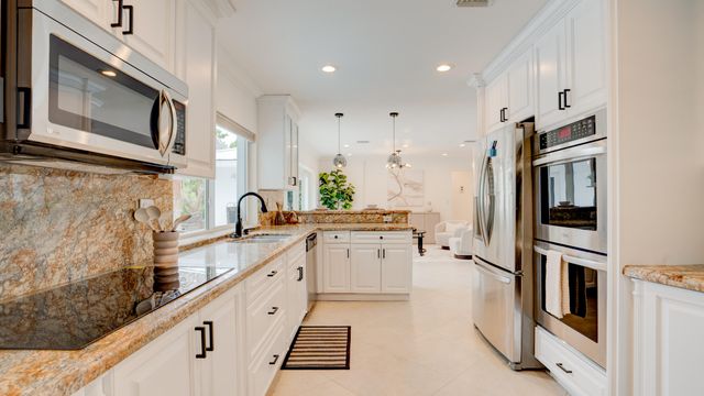 1511 SE 12th Court, Deerfield Beach, FL 33441