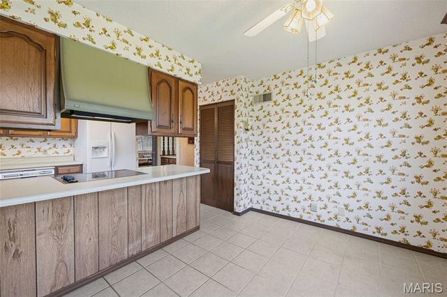 1515 Sweeney Drive, Festus, MO 63028