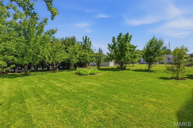 1515 Sweeney Drive, Festus, MO 63028