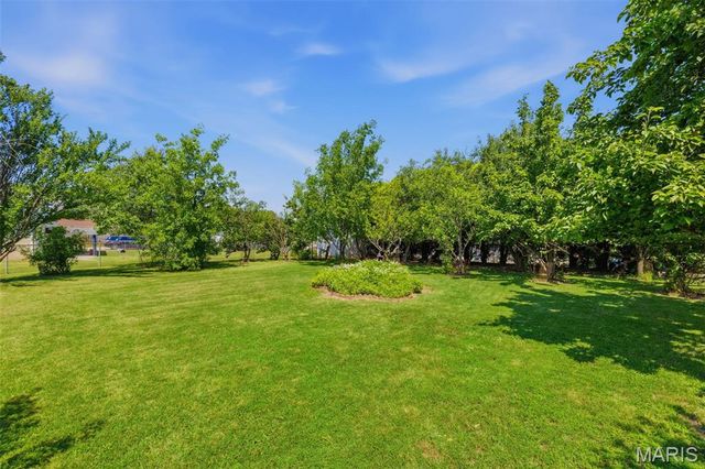 1515 Sweeney Drive, Festus, MO 63028