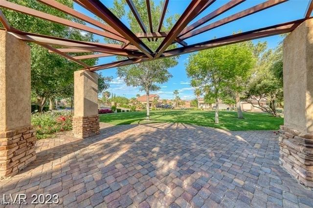 1012 Bonitos Suenos Street, Las Vegas, NV 89138