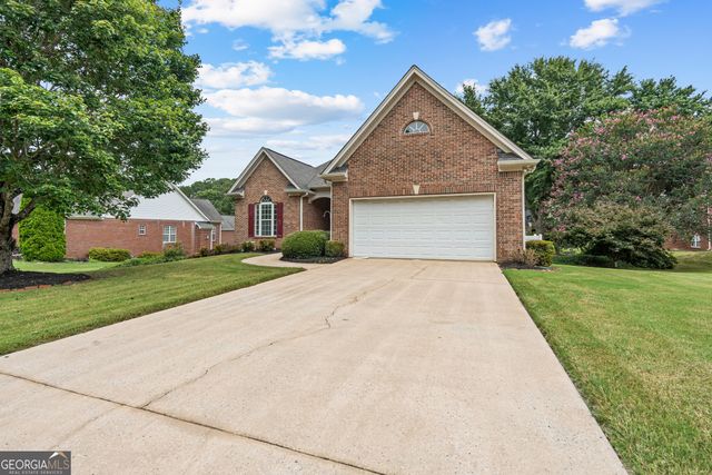 155 Biltmore Drive, Fayetteville, GA 30214