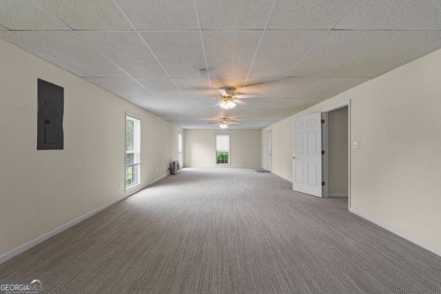 155 Biltmore Drive, Fayetteville, GA 30214