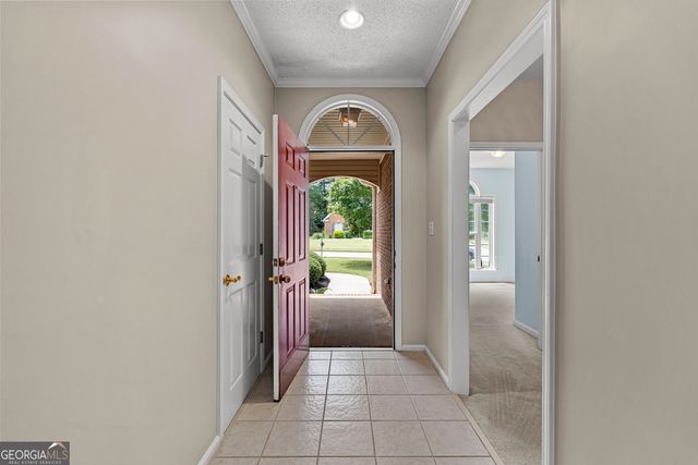 155 Biltmore Drive, Fayetteville, GA 30214