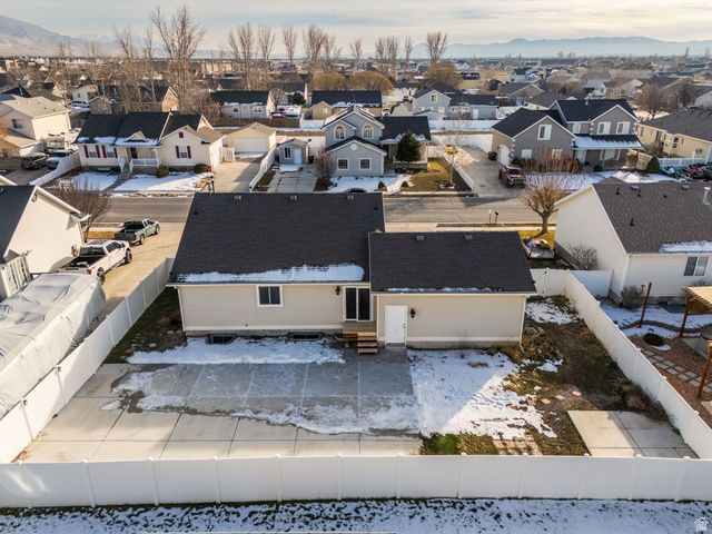 1335 E HARRIER ST, Eagle Mountain, UT 84005