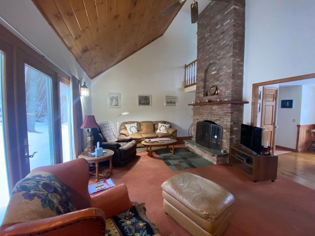 24 Antler Loop, Dover, VT 05356