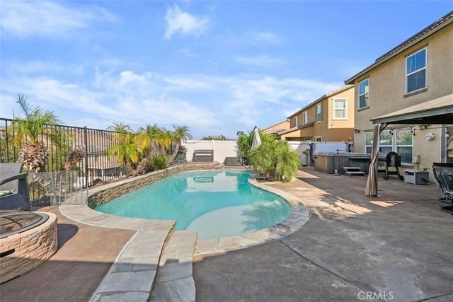 4182 Cypress Circle, Lake Elsinore, CA 92530