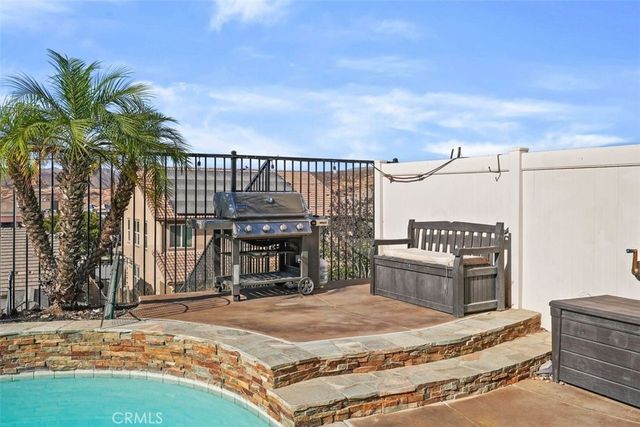 4182 Cypress Circle, Lake Elsinore, CA 92530