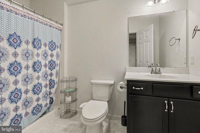 112 S MOUNTAIN DR, Carlisle, PA 17013