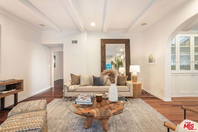 15550 Valley Vista Boulevard, Encino (los Angeles), CA 91436