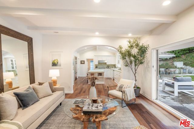 15550 Valley Vista Boulevard, Encino (los Angeles), CA 91436